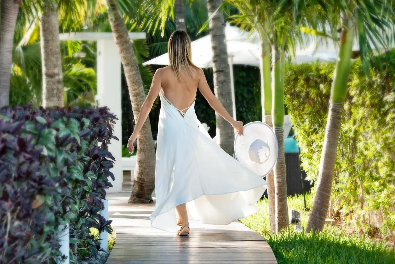 The Oasis At Grace Bay location