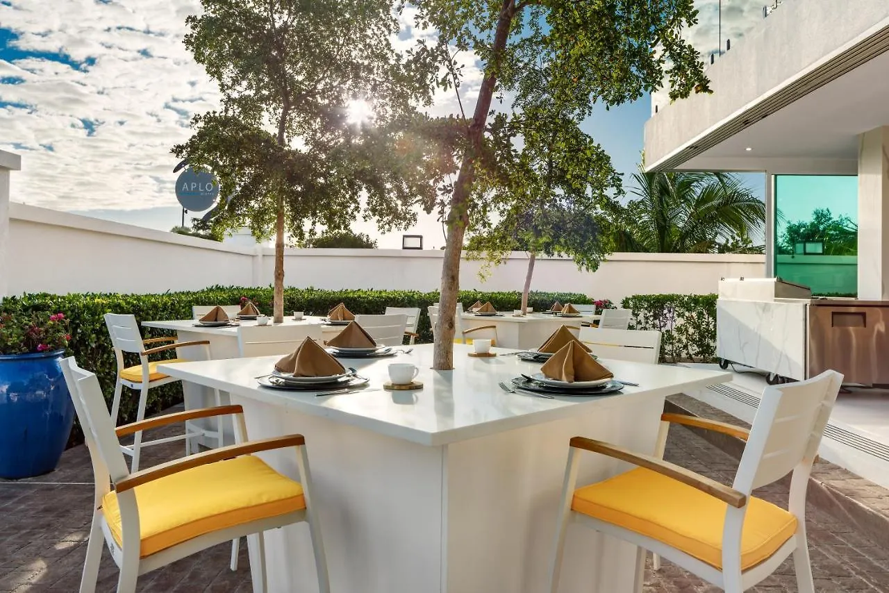 The Oasis At Grace Bay Hotel