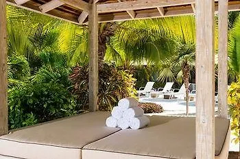 The Oasis At Grace Bay Hotel