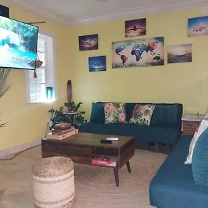 Holiday home Private 2 Bedrooms & 2 Baths Near & Long Bay Beach.